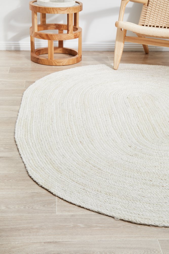 Sandridge - White Oval Rug