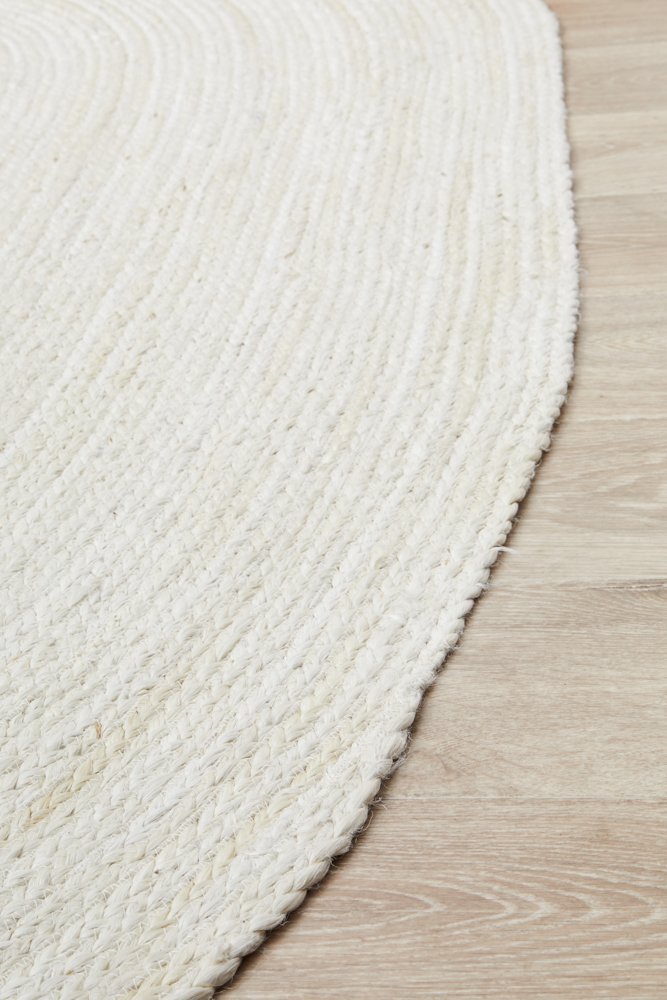 Sandridge - White Oval Rug