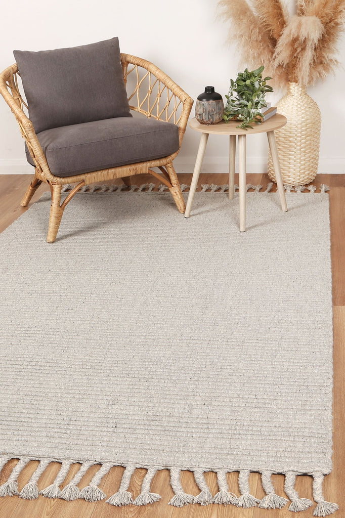 Delara - Ribbed Grey Rug