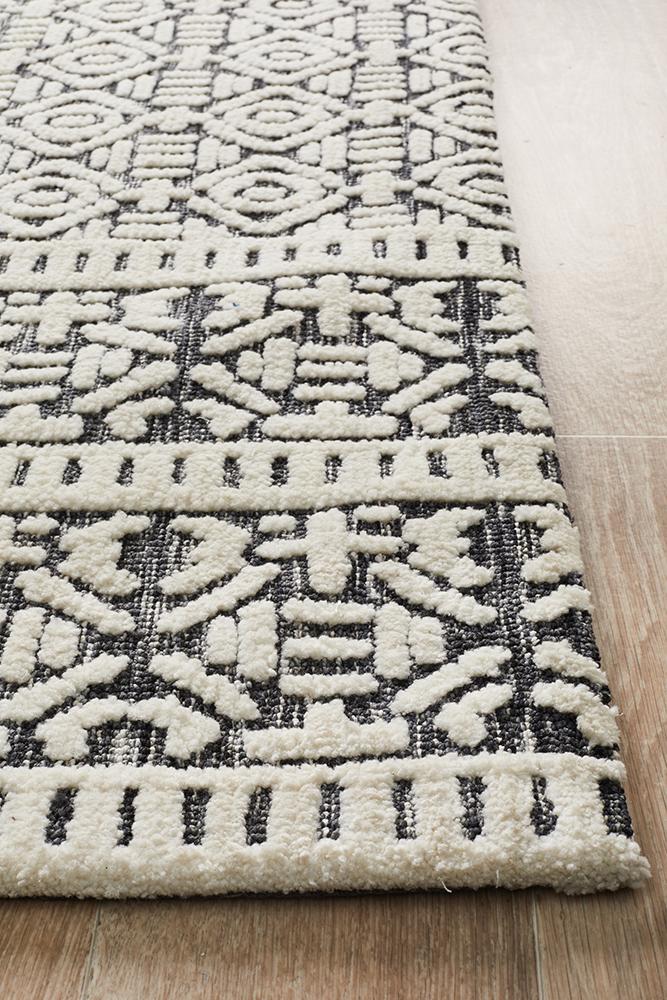 Moher Nomadic Ivory Black Rug - Coconapple_4