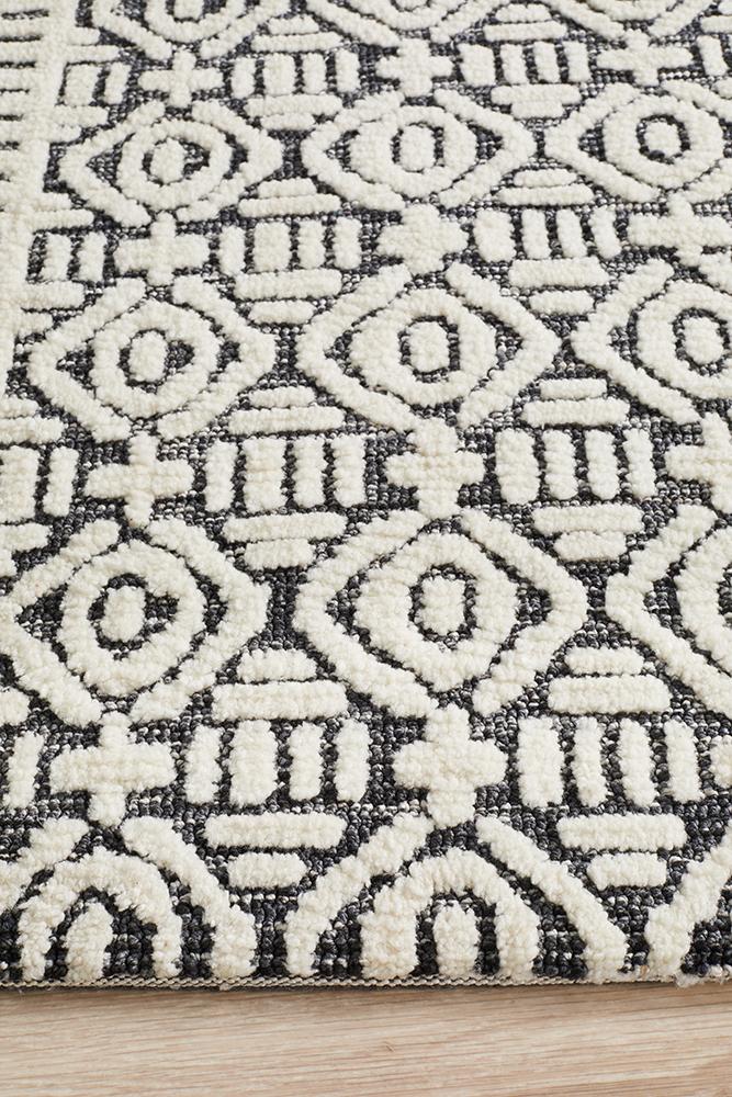 Moher Nomadic Ivory Black Rug - Coconapple_5