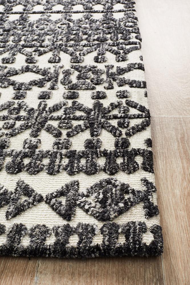 Moher Tribal Ivory Black Rug - Coconapple_4
