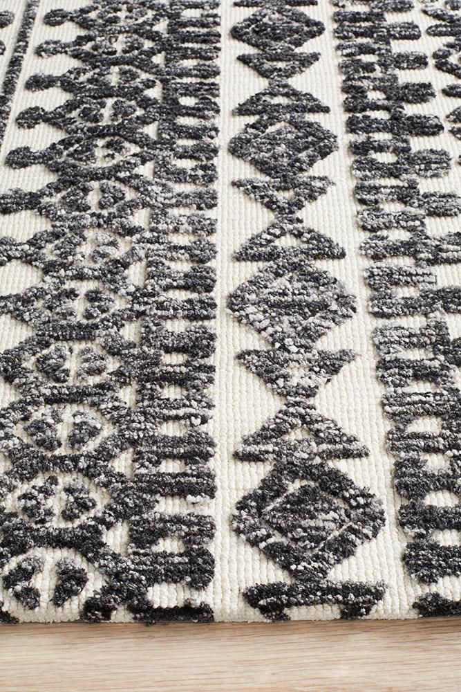 Moher Tribal Ivory Black Rug - Coconapple_5